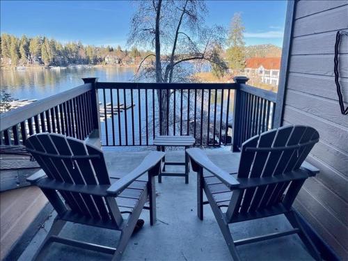 Beautiful Lakefront Condo home - image 8
