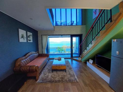 Medi Pension in Yeosu-si