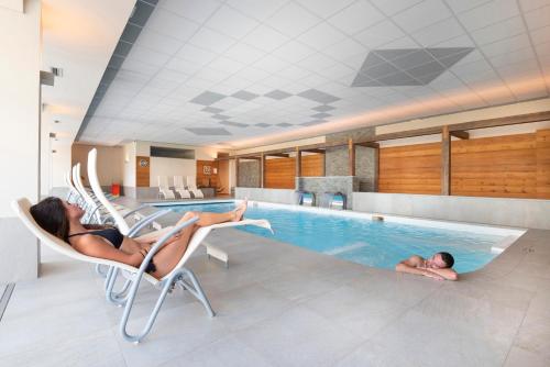 Swimming pool, Albergo Edelweiss - LareSpa in Crodo