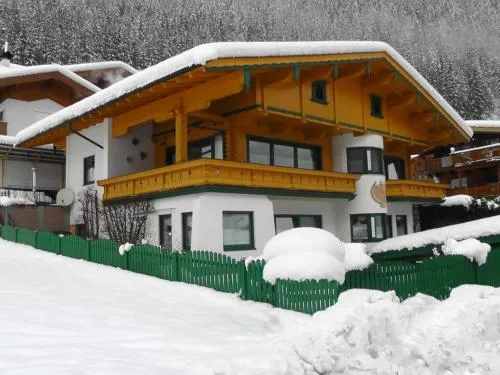 Appartementhaus Zillertal by PiaundDirk in Finkenberg, Österreich