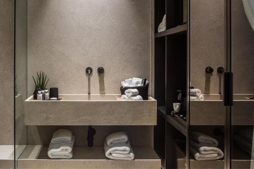 Canale Hotel & Suites - image 3