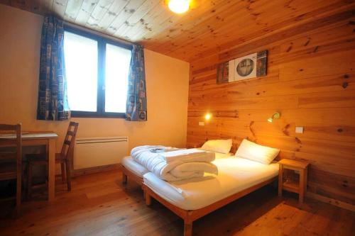 Gîte groupe de 20 à 37 lits en montagne - Gîte la Mourée à Vars gîte à louer Vars