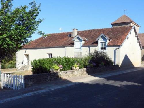 Gîte Perrancey-les-Vieux-Moulins, 3 pièces, 4 personnes - FR-1-611-22