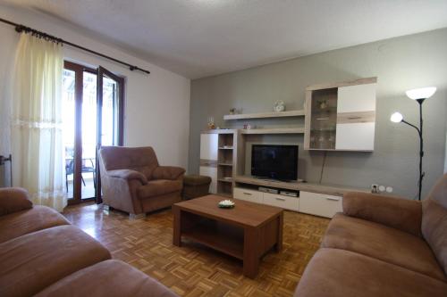 Apartments Marinela Korsa - image 6