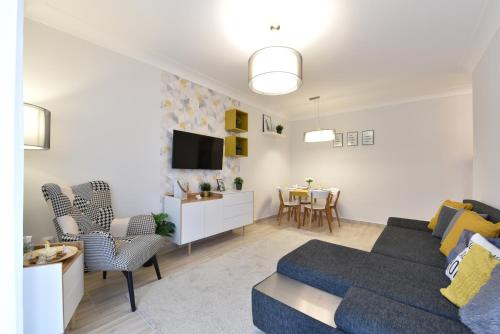 Királykút 2 apartman - ingyen parkolás, bicajok, ac (Kiralykut 2 apartman - ingyen parkolas, bicajok, ac) in เฟชสเกปาร์ตี ลาโกเตเลป