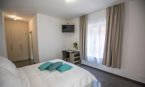 Hotel Kernhof Self Check-In – Zurich, CO