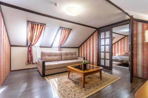 Hotel Pechory-Park - image 8