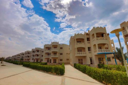 附近景點, Mousa Coast Chalets & Villas- Managed By Mousa Coast- Family Only in 拉斯蘇德爾