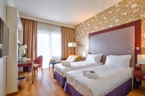 Zenitude Hotel-Residences Paris Charles de Gaulle Ideally located in the Charles de Gaulle Airport area, Crowne Plaza - Paris - Charles de Gaulle promises a relaxing and wonderful visit. The property offers guests a range of services and amenities de