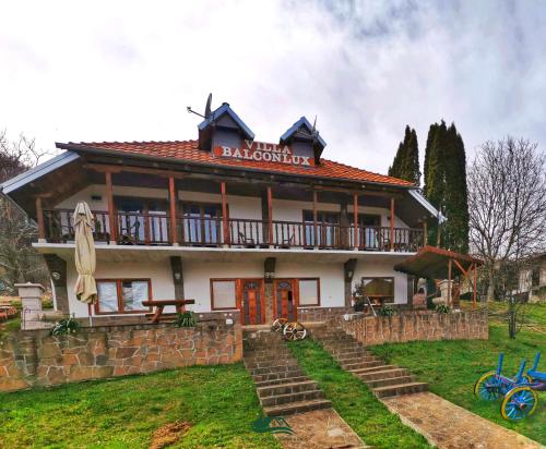 Villa Balconlux - Zavojsko jezero, Pirot