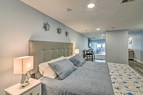 Upscale Condo with Community Pools and Big Patio!
