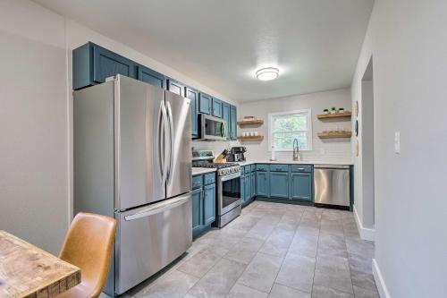 Updated Fayetteville Home Less Than 2 Miles to UArk! in Fayetteville
