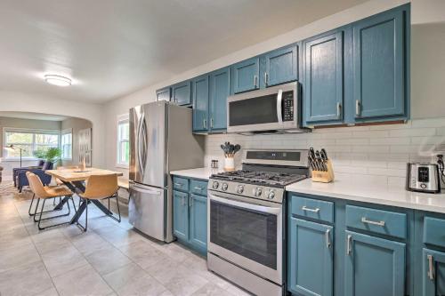 Updated Fayetteville Home Less Than 2 Miles to UArk! in Fayetteville