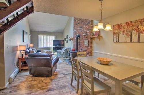 Inviting Bartlett Condo 1 Mi to Ski Resort! - main image