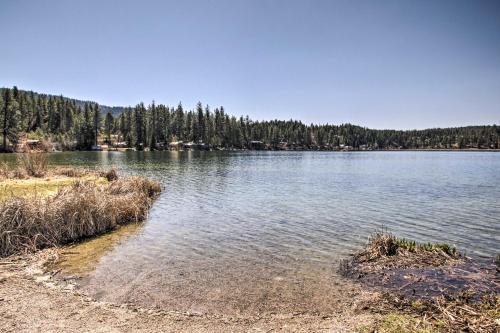 Guest House Apt Less Than Half-Mile to Jumpoff Joe Lake!