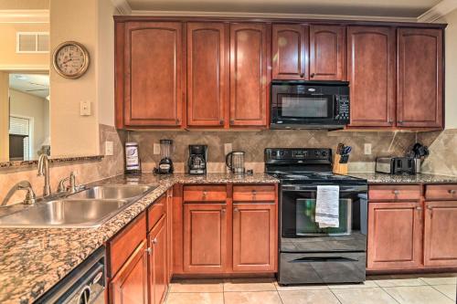 Davenport Condo with Pool - 11 Miles to Disney! - image 8
