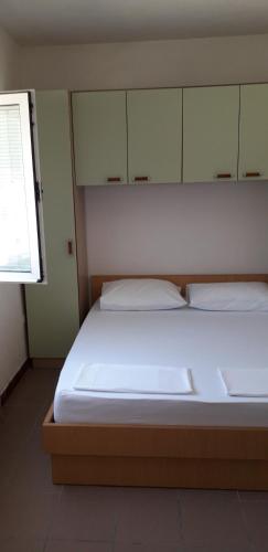 Apartments Andrijana - image 4