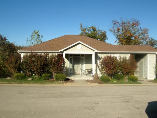 Two Bedroom Villa in the Heart of Branson! in Branson, USA