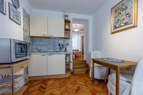 Apartment Villa 7 - image 4