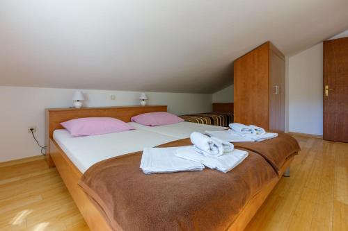 Three-Bedroom Apartment image 10