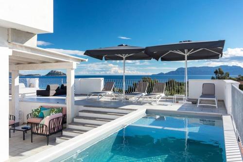 Appartamento di pregio con piscina Domus ENZO gîte à louer Costa Coralina