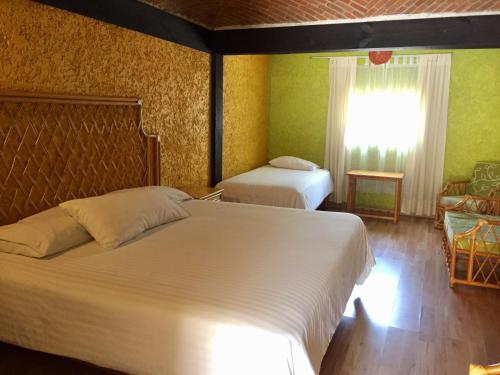 Hotel & Suites Hacienda Montesinos