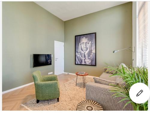 Room Engine Residence