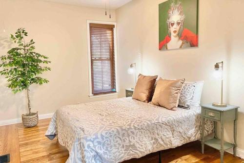 Ultra Luxury Oregon District - 6th St - King Bed