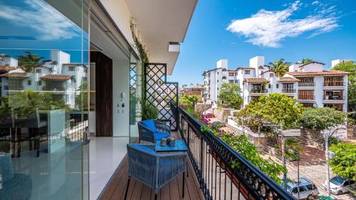 Pier57Unit411 Luxurious Ultra Chic Pier 57 Condo Romantic Zo