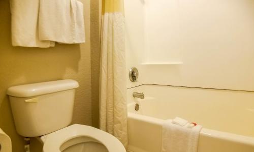 Howard Johnson by Wyndham Houston Hobby Airport, Houston (Foto 7)