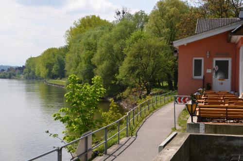 Fischwirtshaus Landmotel Die Donaurast - image 11