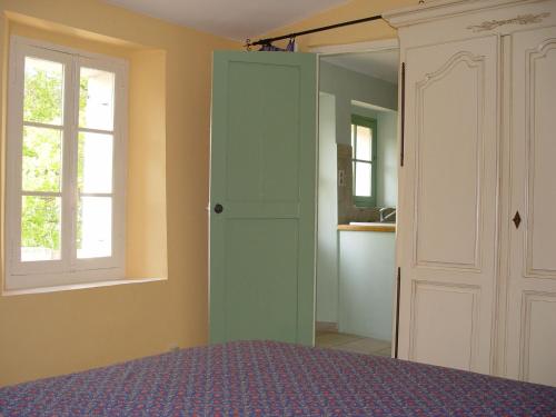 Family Apartment 2-6 People In Provenve - image 14