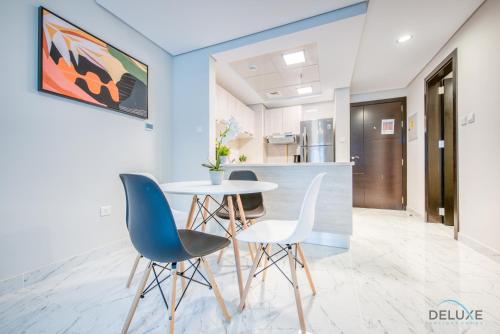Snug 1BR at MAG 520 Dubai South by Deluxe Holiday Homes, Dubaj (fotografie 9)