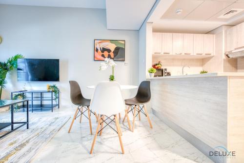 Snug 1BR at MAG 520 Dubai South by Deluxe Holiday Homes