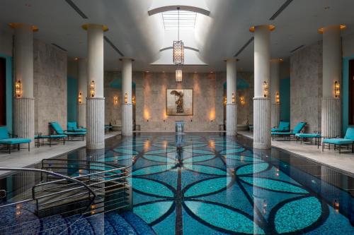 Four Seasons Hotel Istanbul at the Bosphorus - image 3