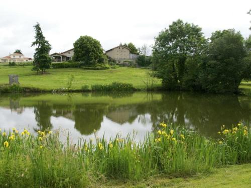 Gîte Aveizieux, 2 pièces, 2 personnes - FR-1-496-46 gîte à louer Saint-Symphorien-sur-Coise
