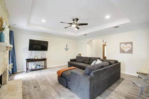 Lake Travis Home 15100 - image 6