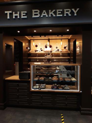Blarney Woollen Mills Hotel - image 13
