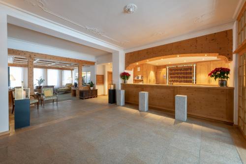 Edelweiss Swiss Quality Hotel - image 3