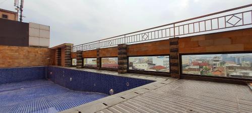 Swimming pool, Daily Inn Hotel Bandung near PT.INTI Bandung