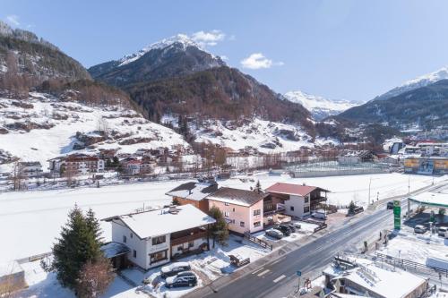 Ferienhaus Apart Sonnzeit, Pension in Sölden