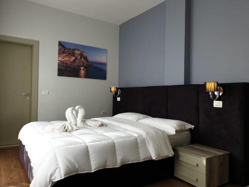 Perandor Beach - image 6