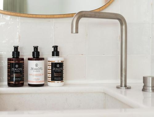 Coco-mat Athens BC - image 4