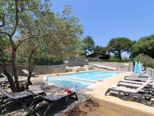 Maison Saint-Alban-Auriolles, 3 pièces, 4 personnes - FR-1-382-162 gîte à louer Auriolles