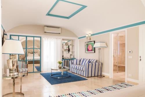 297796073 Hotel Don Ferrante