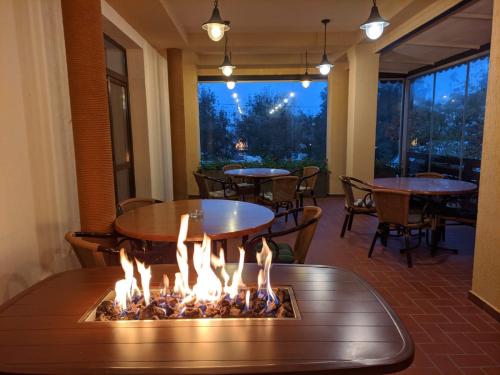 ห้องอาหาร, C&C Karo Resort in บาเกา