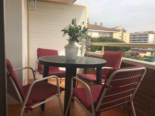 Apartment image 10