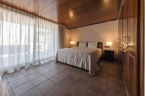 Luxury Apartamento Rocamar único y exclusivo frente playa Tossa de Mar - image 11