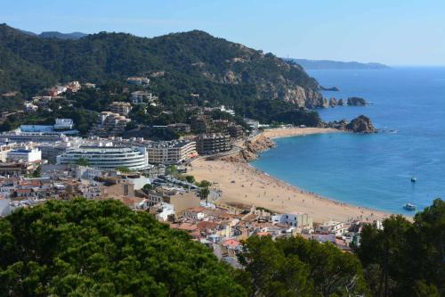 Apartamento Aqua 1 En playa Privada Santa Maria de Llorell Tossa de Mar