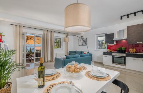 Erkély/terasz, Villa Ada Malinska in Malinska